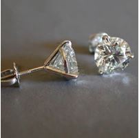 Luxury Ladies Round 6/7 / 8mm Diamond Earrings 100% Real.