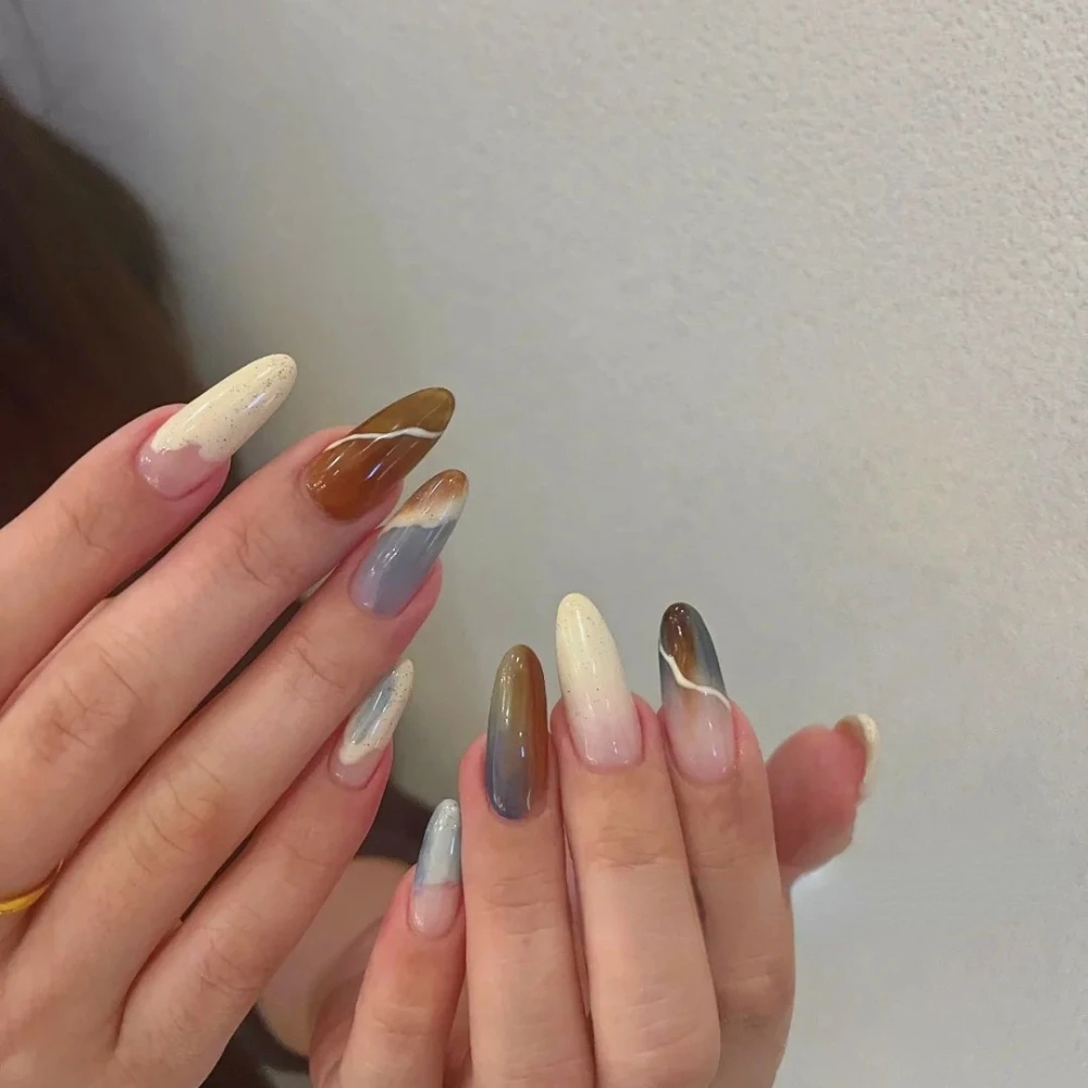 Marble effect fake nails