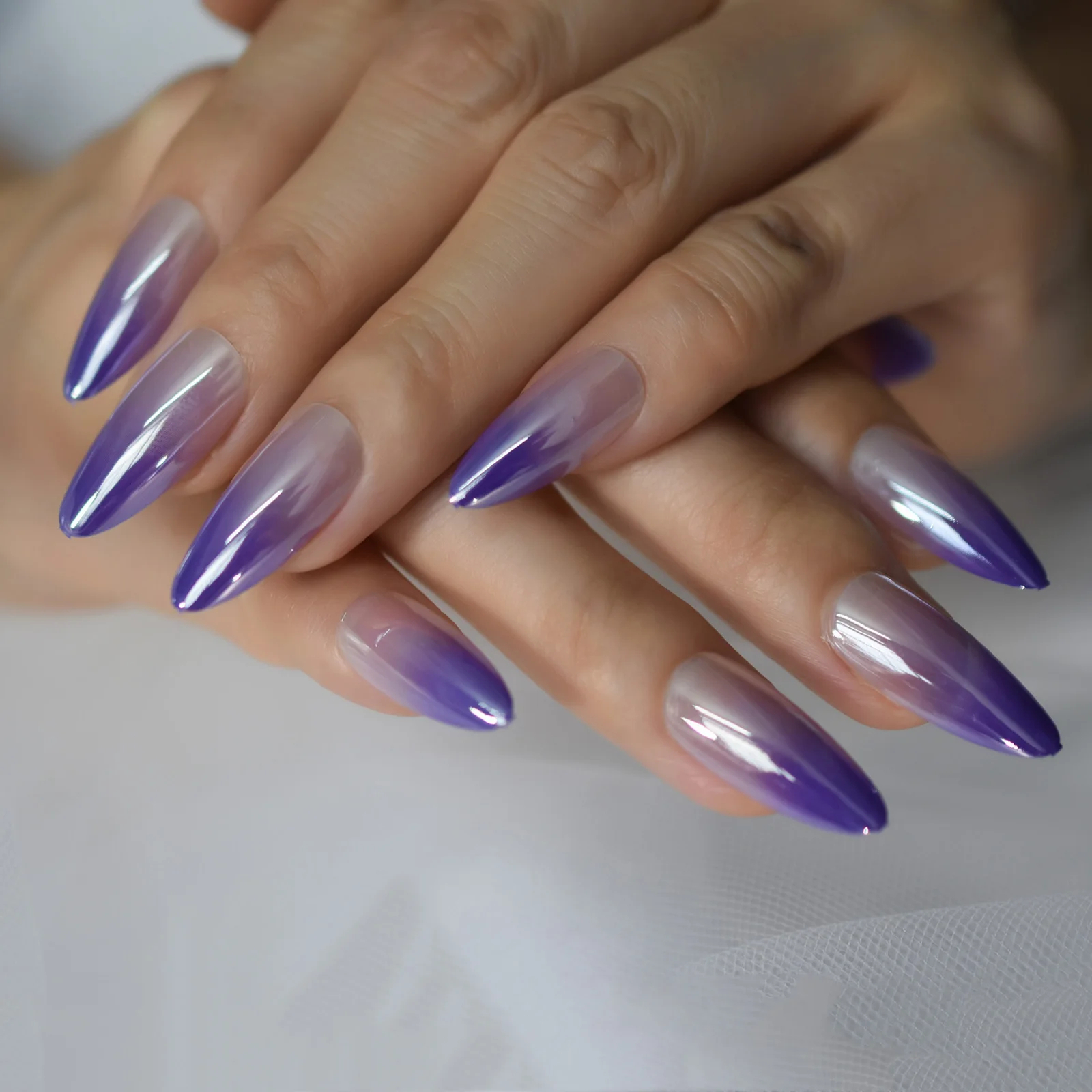 Save Big on Ombre Nails – Gradient Perfection at Discounted Prices!.