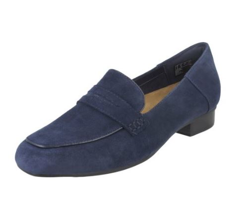 Ladies Clarks Loafer Style Flats Keesha Cora - E Fit.